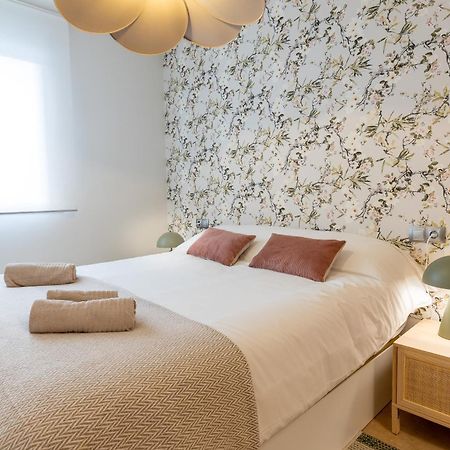 Teatro Suites Malaga City Flat Exterior foto