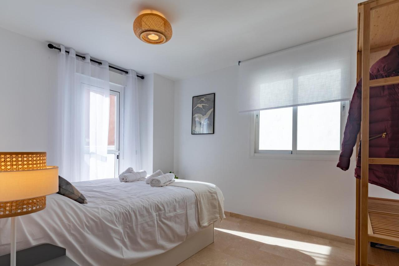 Teatro Suites Malaga City Flat Exterior foto