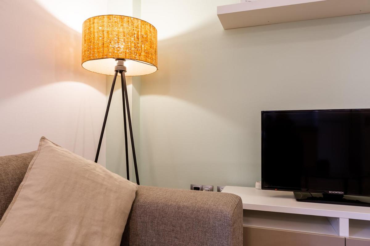 Teatro Suites Malaga City Flat Exterior foto