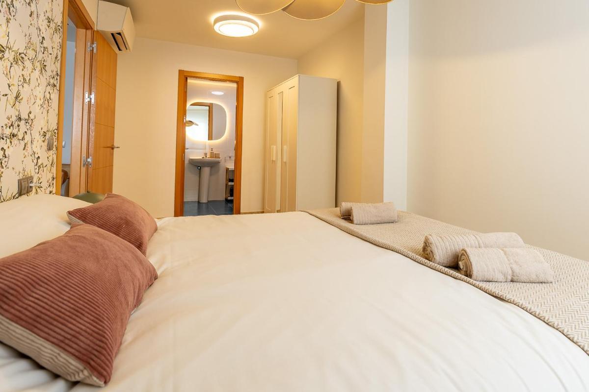 Teatro Suites Malaga City Flat Exterior foto
