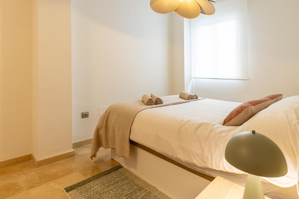 Teatro Suites Malaga City Flat Exterior foto